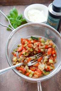 Ratatouille-Aufstrich Gemüse Brotaufstrich Schritt 3 Ratatouille Aufstrich Im Sieb Abtropfe 200x300