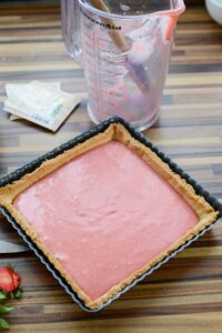 Erdbeer-Rosen-Tarte (Tarte aux fraises et à la rose) Erdbeer-Rosen-Tarte (Tarte aux fraises et à la rose) Tarte Aux Fraises Schritt 12 Erdbeer Rosen Tarte Ungekühlt 200x300