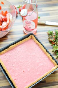 Erdbeer-Rosen-Tarte (Tarte aux fraises et à la rose) Tarte Aux Fraises Schritt 19 Erdbeer Rosen Tarte Mit Füllung 200x300