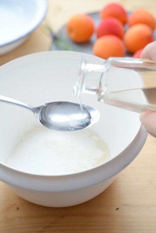 Clafoutis mit Lavendel und Aprikosen Rezept