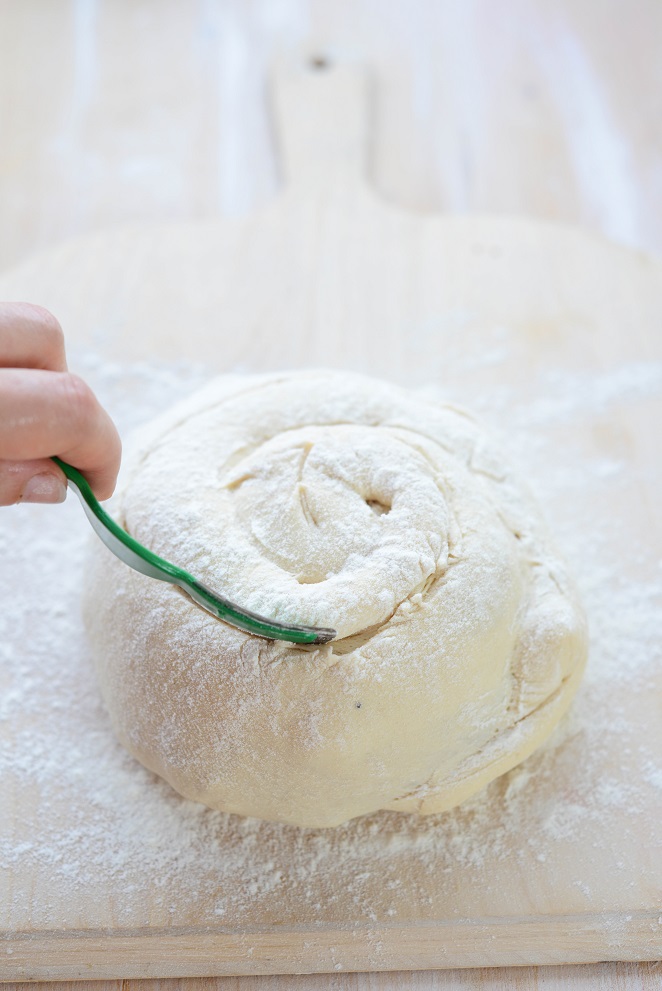 Brot mit Oliven und Ziegenkäse Rezept