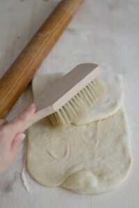 Croissants-Kuchen Croissant Kuchen Rezept Schritt 15 Teig Bürsten Mit Backpinsel