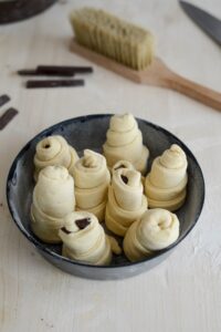 Croissants-Kuchen Croissant Kuchen Rezept Schritt 29 Croissants Gerollt In Backform