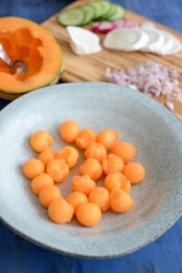 Melonen-Salat Melonen-Salat Melonen Salat Ziegenkase Schritt 10 Melonenkugeln In Schale
