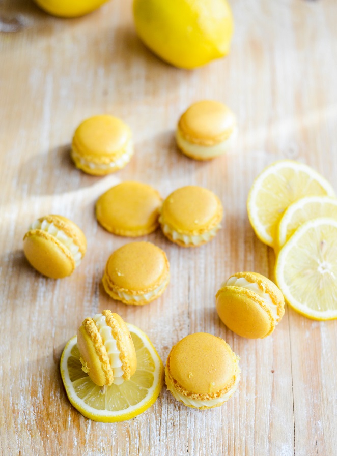 Zitronen-Macarons mit Schweizer Baiser Zitronen-Macaron