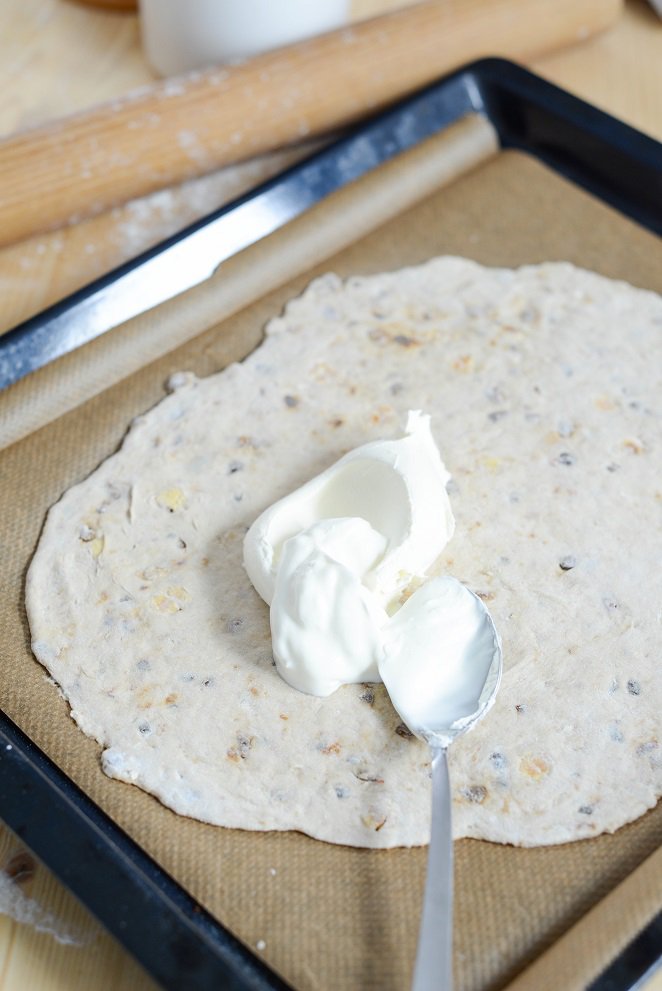 Flammkuchen mit Feigen, Birnen und Maronen Rezept