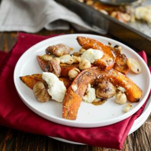Gerösteter Kürbis mit Kastanien und Ziegenkäse