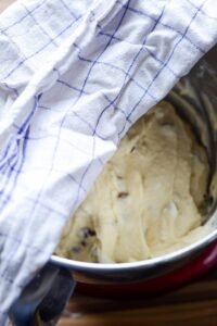 Gugelhupf de ma grand-mère Gugelhupf Backform Schritt 13 Hefeteig Geht Unter Tuch