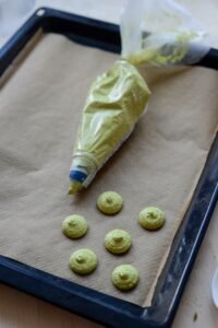 Pure Pistazien-Macarons DSC_6532 200x300