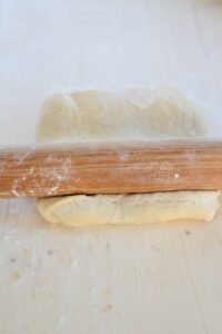 Rosinenschnecken (Pains aux raisins) Rosinenschnecken (Pains aux raisins) Pains Aux Raisins Schritt 60 Teig Mit Nudelholz Ausrollen