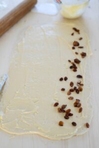 Rosinenschnecken (Pains aux raisins) Pains Aux Raisins Schritt 69 Teig Mit Rosinen Belegen