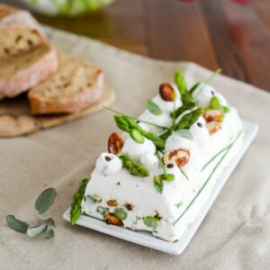 Einfache Spargel- und Frischkäse-Terrine (Terrine d’asperges au chèvre frais)