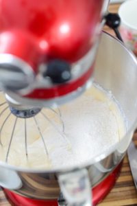 Osterei-Kuchen mit Überraschung Ostereier Kuchen Backen 2 200x300