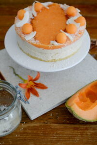 Melonen-Kokos-Torte DSC_0523 200x300
