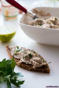 Fingerfood - schnelle & einfache Ideen für ein Buffet Sardinen Rillette Limette 200x300