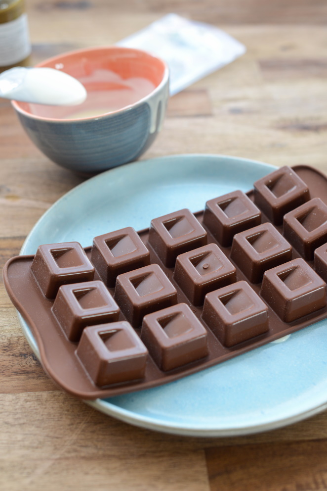 Pistazien Pralinen mit weißer Schokolade Rezept Pistazien Pralinen mit weißer Schokolade Rezept