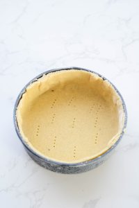 Flan pâtissier mit Pistazien boden-flan-patissier-rezept-200x300