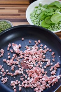 Erbsen mit Speck à la française Erbsen Mit Speck Rezept 3 200x300