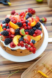 Saftiger Joghurt-Sommerkuchen mit Beeren: Tutti-Frutti-Kuchen DSC_4610 200x300 1