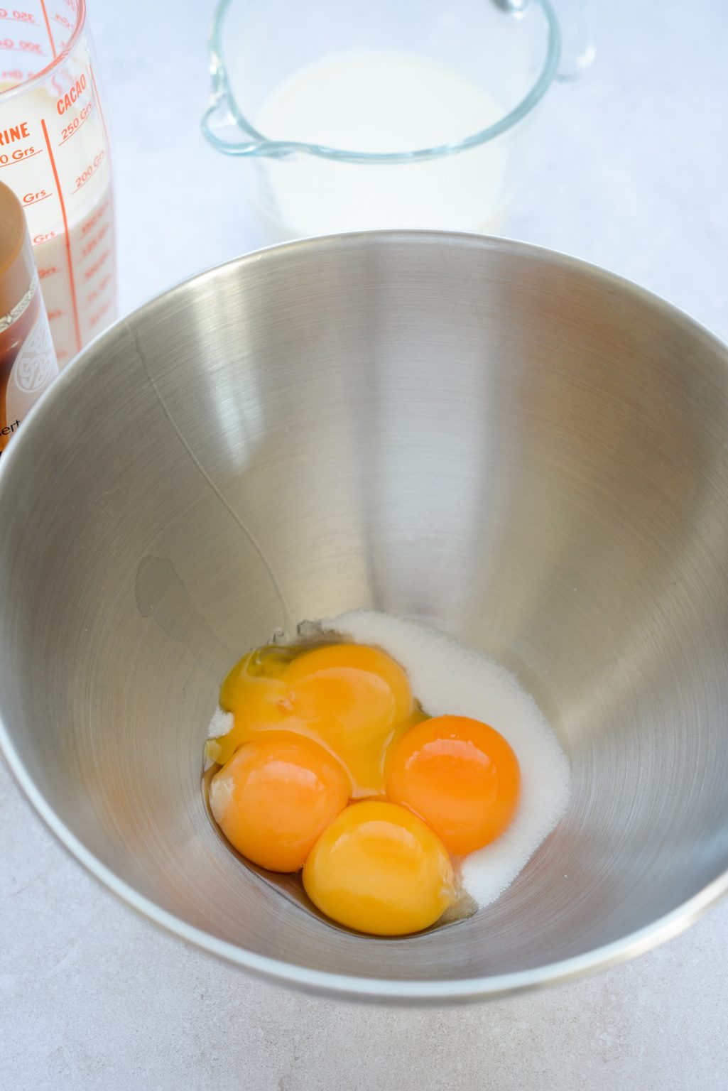 Salzbutter-Karamell-Eis ohne Eismaschine Rezept