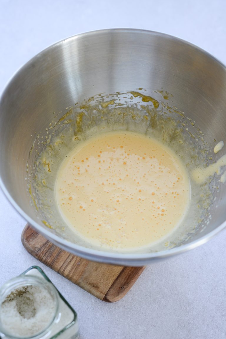 Salzbutter-Karamell-Eis ohne Eismaschine Rezept