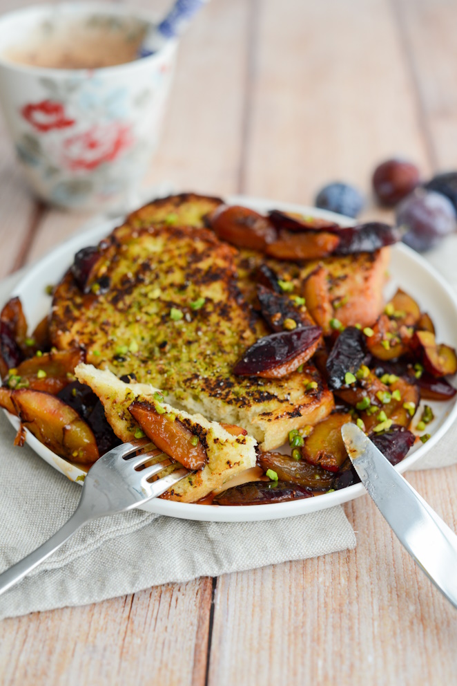  Pain Perdu Mit Pflaumen Und Pistazien Rezept