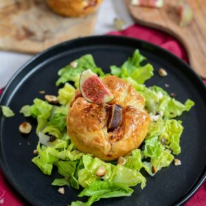 Taschen mit Feigen und Ziegenkäse