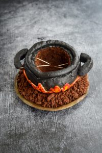 Zauberkessel Kuchen (Gâteau chaudron magique) Zauberkesselkuchen Rezept 6 200x300