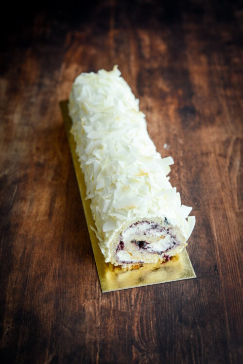 Bûche de Noël mit Kokosnuss und Blaubeeren Rezept