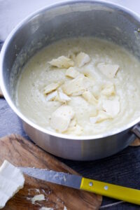 Chicoree- und Camembert-Suppe Chicoree Und Camembert Suppe Rezept 11 200x300