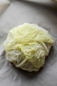 Gefüllter Wirsing aus der Auvergne - Chou farci auvergnat Chou Farci Gefüllte Wirsing Rezept 6 200x300