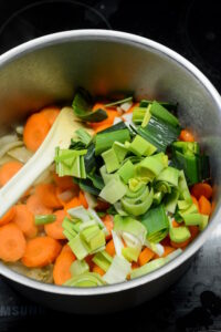 Pot-au-feu mit Fisch und Garnelen Fisch Pot Au Feu Rezept 3 200x300