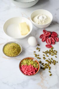 Pistazien-Himbeer-Cookies Cookies Pistazien Himbeeren Zutaten 200x300
