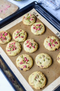 Pistazien-Himbeer-Cookies Pistazien Himbeer Cookies 3 200x300