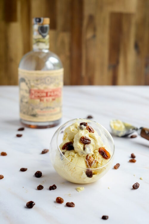 Malaga Eiscreme – Rum-Rosinen-Eis Rezept