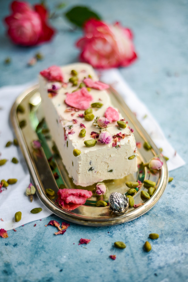  Rosen Und Pistazien Eiscreme