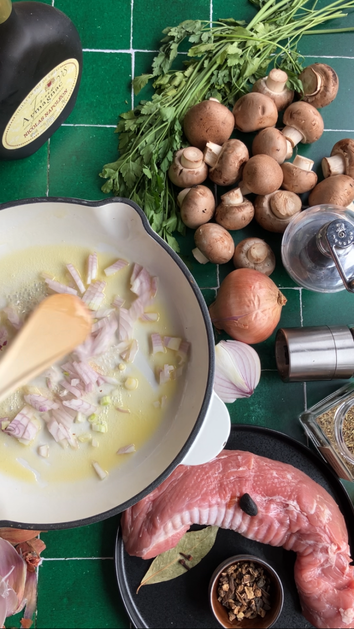 Schweinmedaillons mit Champignons-Sahne-Sauce Rezept