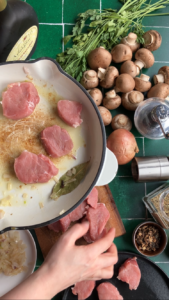 Schweinmedaillons mit Champignons-Sahne-Sauce Schweinemedaillons Mit Champignon Sahne Sauce 8 169x300