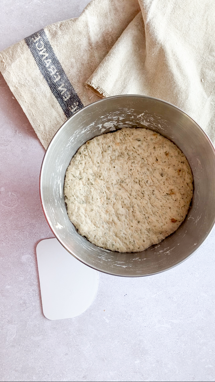 Knoblauchbrötchen mit Petersilie und Steinpilzen wie in Sarlat Rezept
