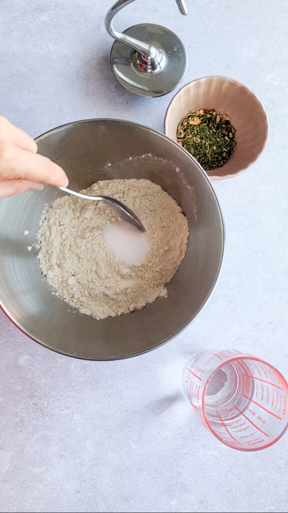 Knoblauchbrötchen mit Petersilie und Steinpilzen wie in Sarlat Rezept