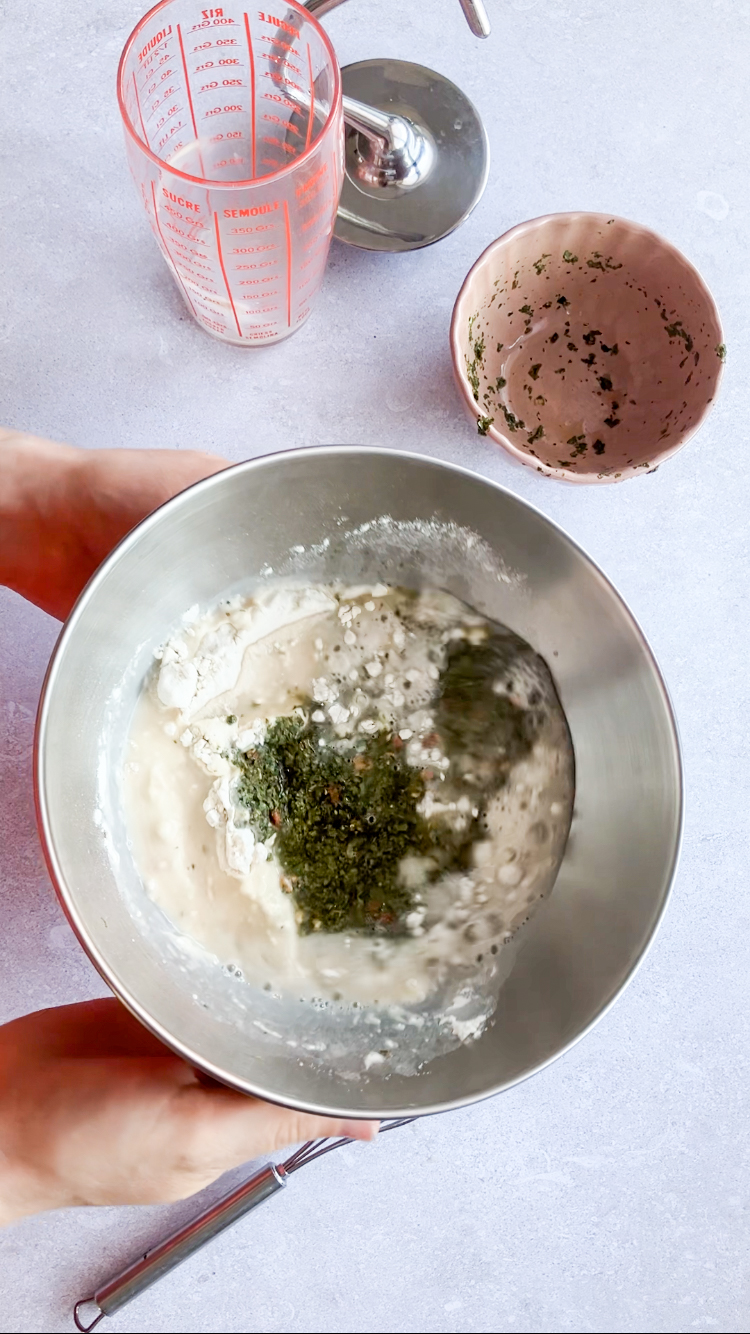 Knoblauchbrötchen mit Petersilie und Steinpilzen wie in Sarlat Rezept