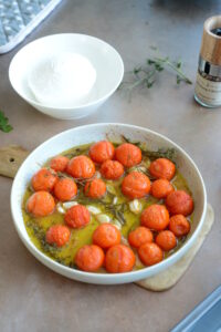 Blätterteigschnecke mit konfierten Tomaten und Ziegenkäse Blätterteigrolle Mit Tomaten Und Ricotta 4 200x300