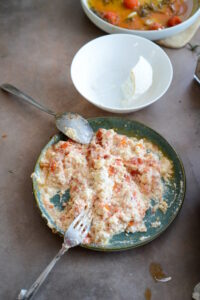 Blätterteigschnecke mit konfierten Tomaten und Ziegenkäse Blätterteigrolle Mit Tomaten Und Ricotta 8 200x300
