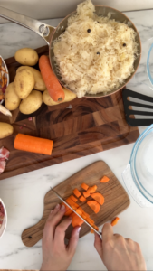 Choucroute mit Schweinemedaillons und Pilzen Choucroute Mit Schweinemedaillons Und Pilzen 7 169x300