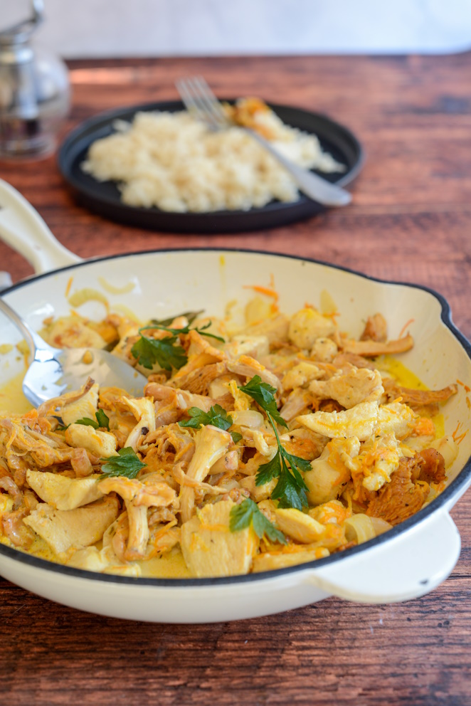  Hähnchenbrust Mit Calvados Sauce Und Pfifferlingen 