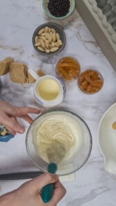 Geeister Stollen - zwischen Dresden und Aix-en-Provence Stollen Eistorte Rezept 3 169x300