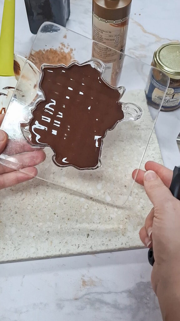 Tafel Schokolade mit Salzbutter-Karamellcreme Rezept