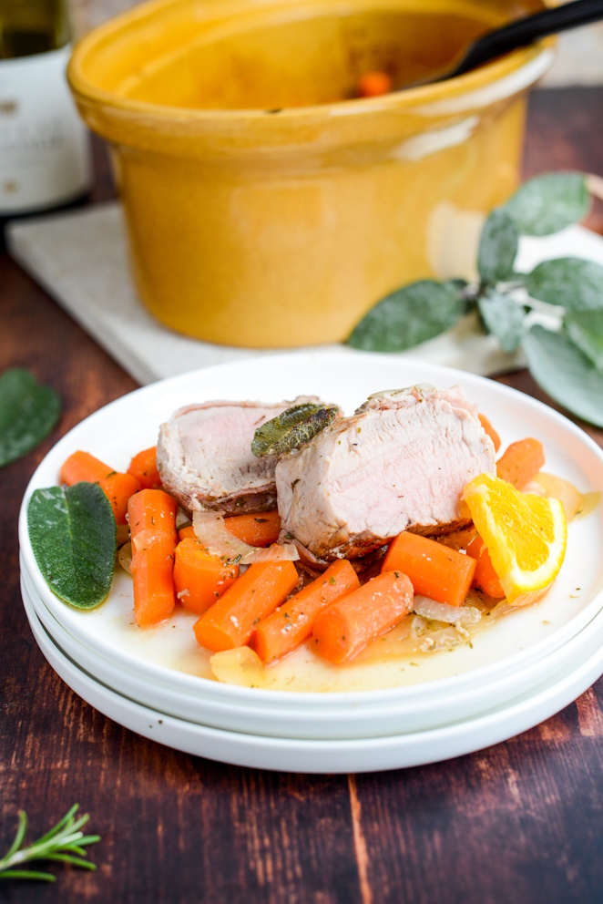 Schweinebraten mit Möhren und Salbei DSC_4896
