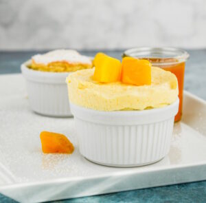 Geeistes Mango-Soufflé