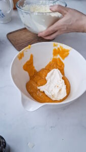 Geeistes Mango-Soufflé Gefrorene Mango Souffle 2 169x300